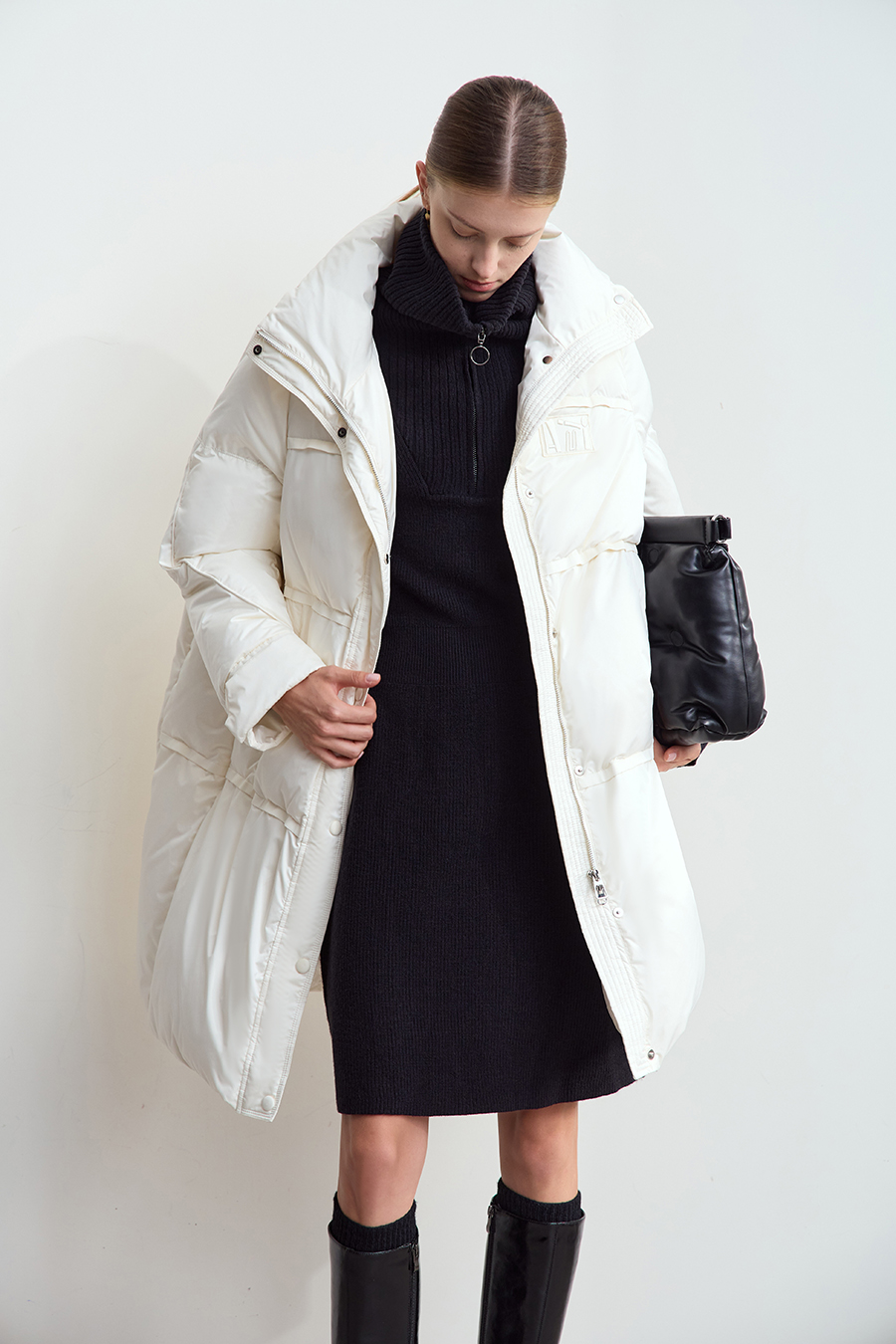 Letter Emblem Down Jacket|AMII-AMII.com