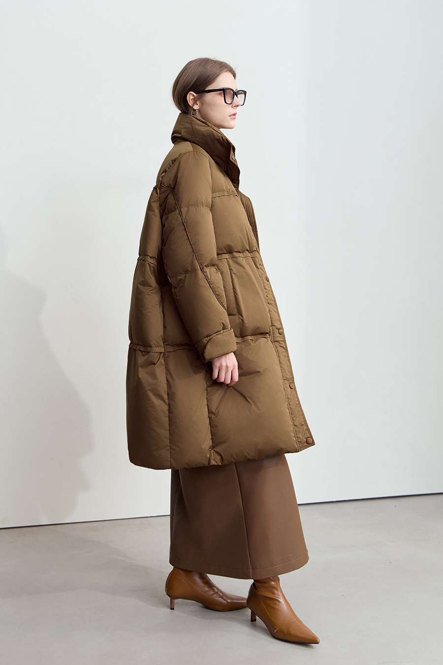 Letter Emblem Down Jacket|AMII-AMII.com