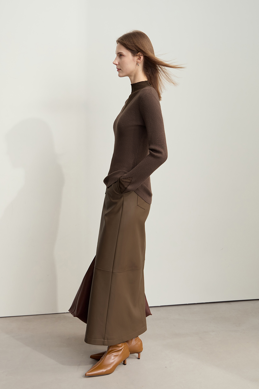 Slightly Sheer Spliced Sweater|AMII-AMII.com