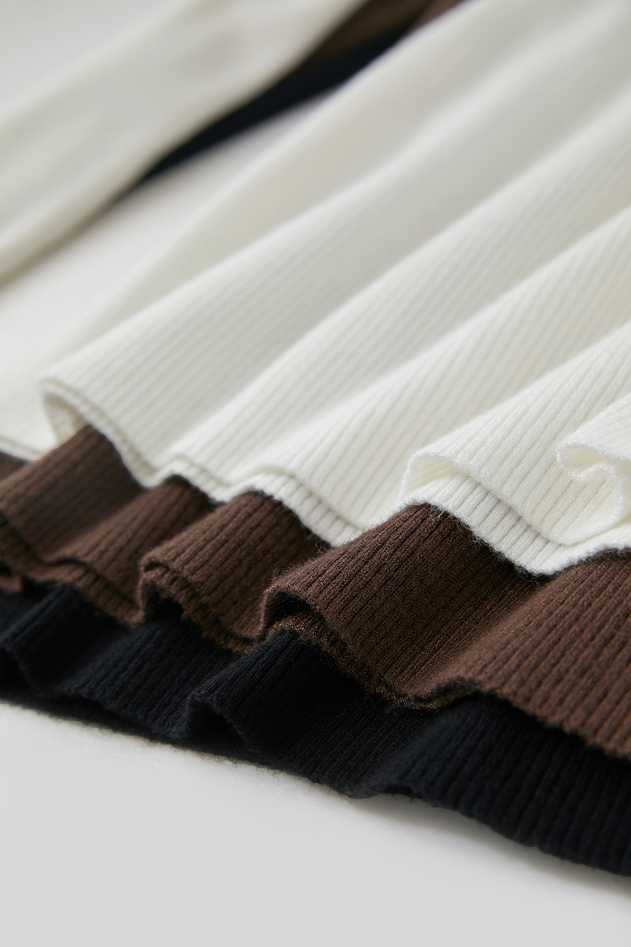 Slightly Sheer Spliced Sweater|AMII-AMII.com