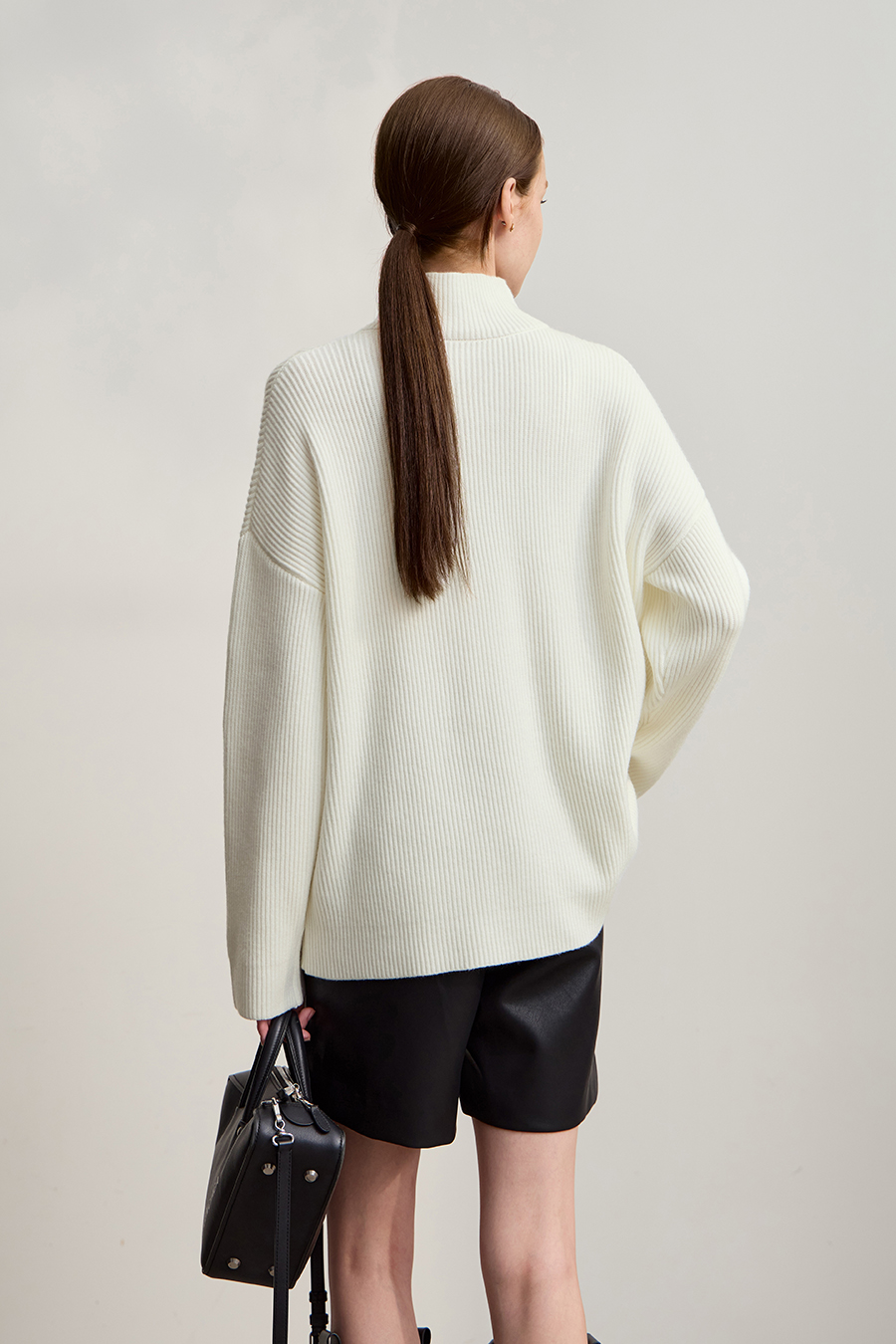 Overlapping High Neck Drop Shoulder Sweater|AMII-AMII.com