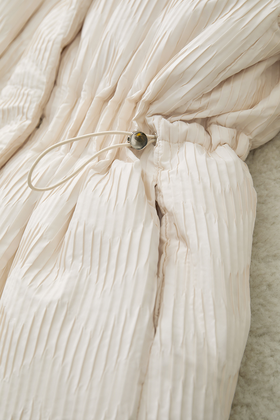 Graphene Waist - cinching Down Jacket|AMII-AMII.com