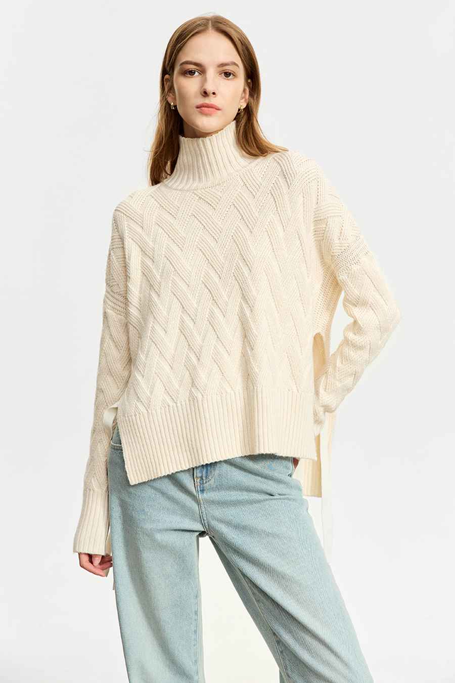 High Neck Cable Knit Loose Sweater|AMII