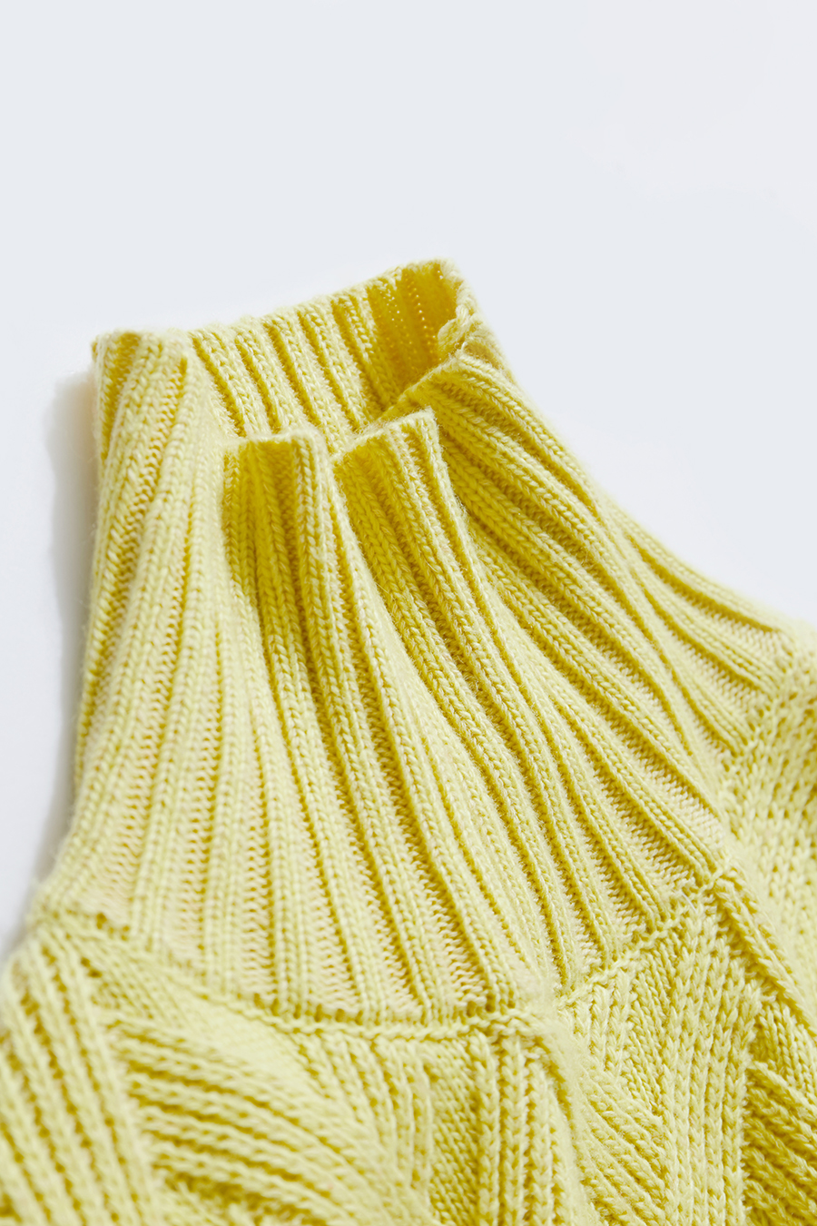 High Neck Cable Knit Loose Sweater|AMII-AMII.com