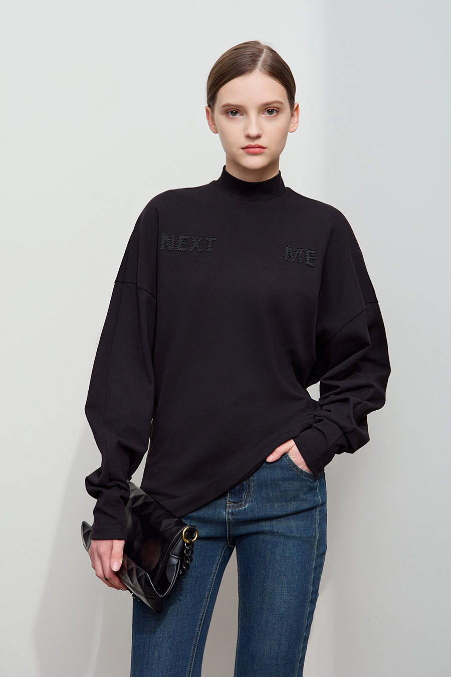 Letter embroidered cotton-spandex sweatshirt|AMII