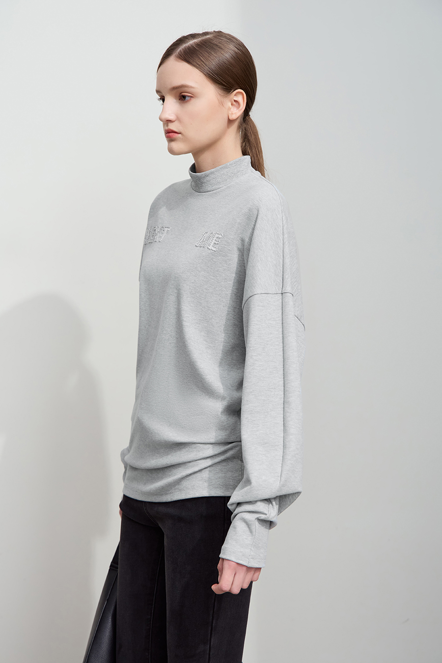 Letter embroidered cotton-spandex sweatshirt|AMII