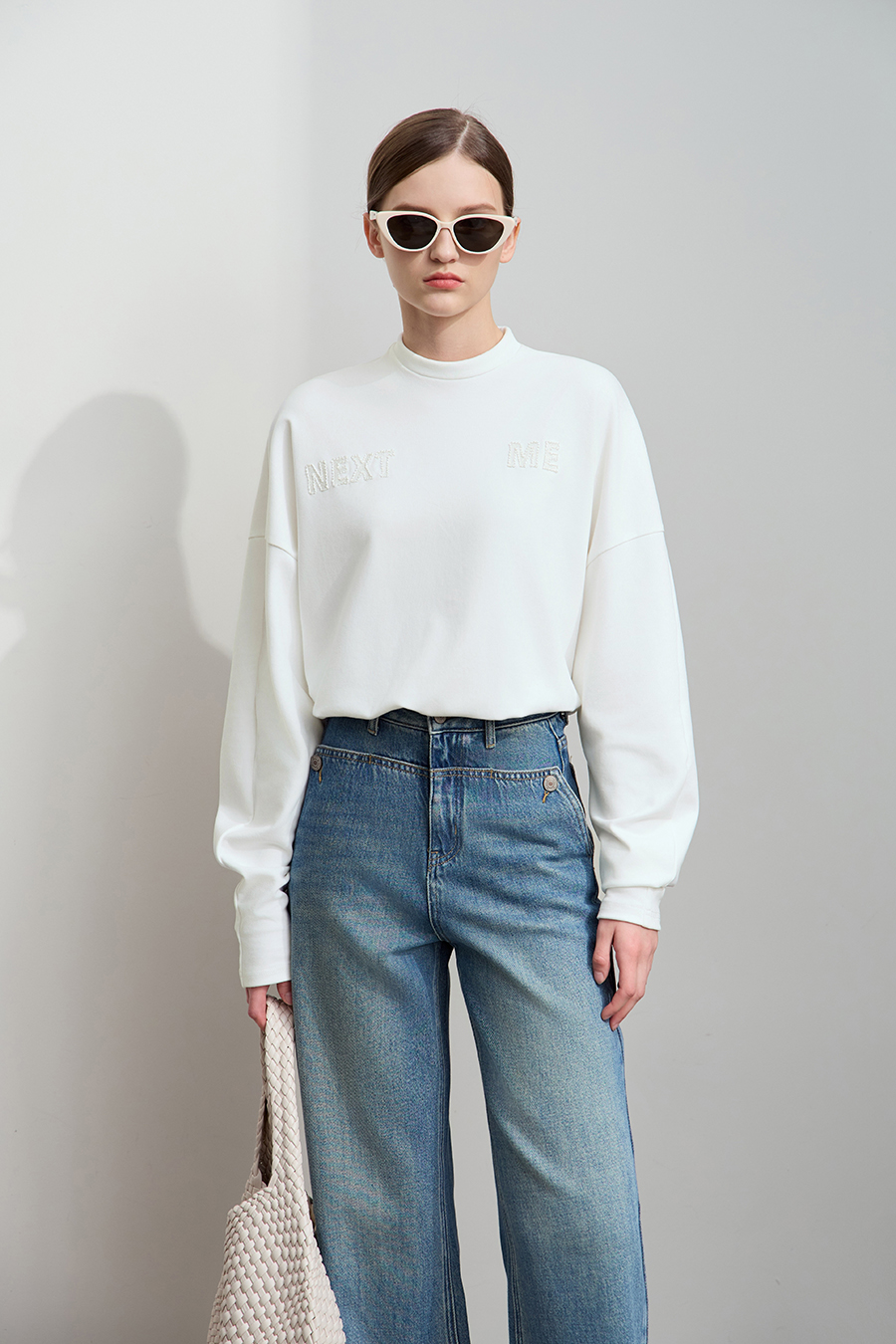 Letter embroidered cotton-spandex sweatshirt|AMII