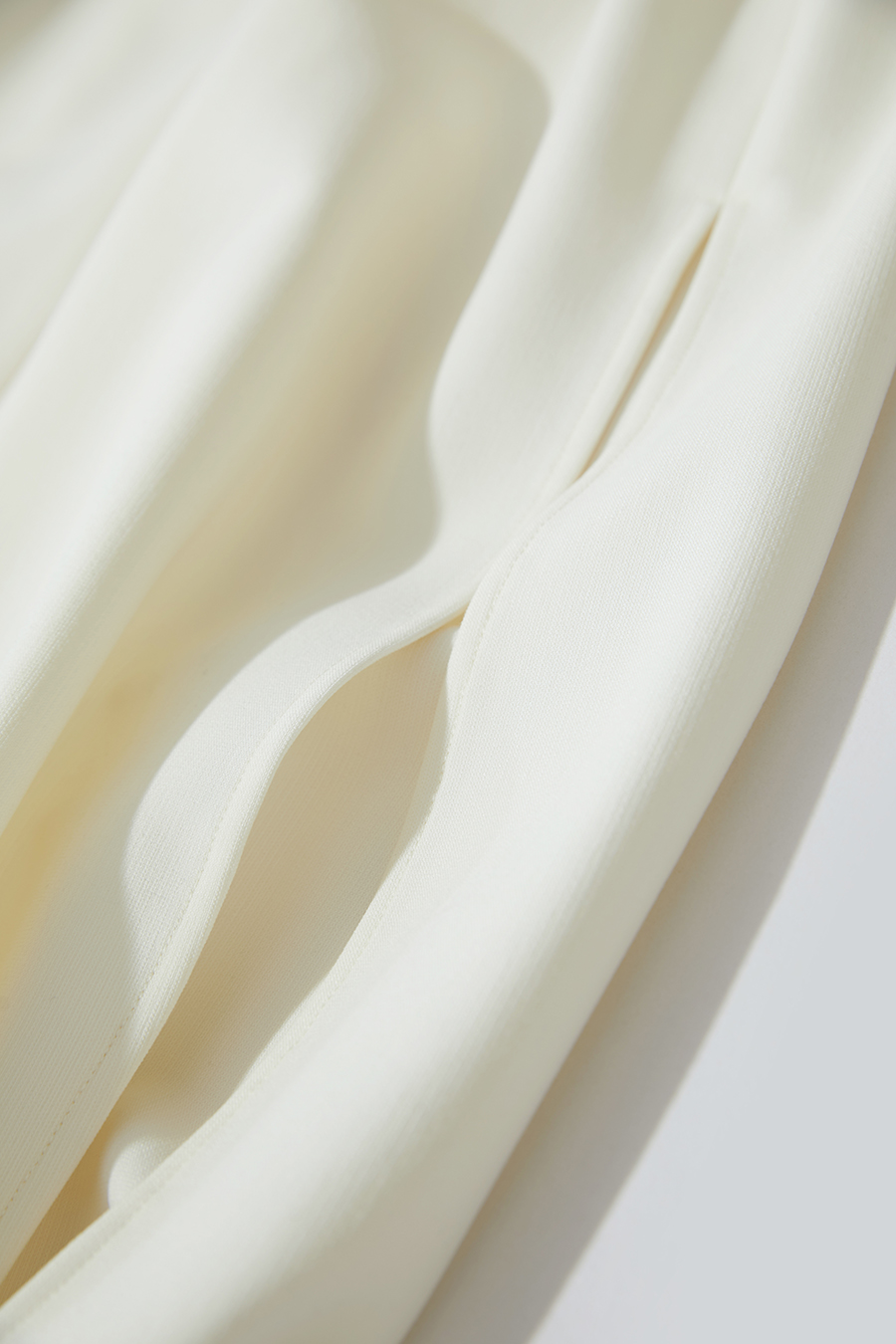 Waist-defined Lantern Sleeve Dress