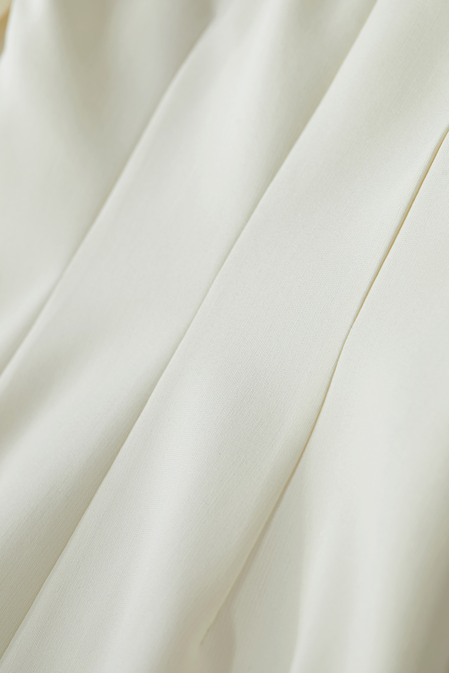 Waist-defined Lantern Sleeve Dress