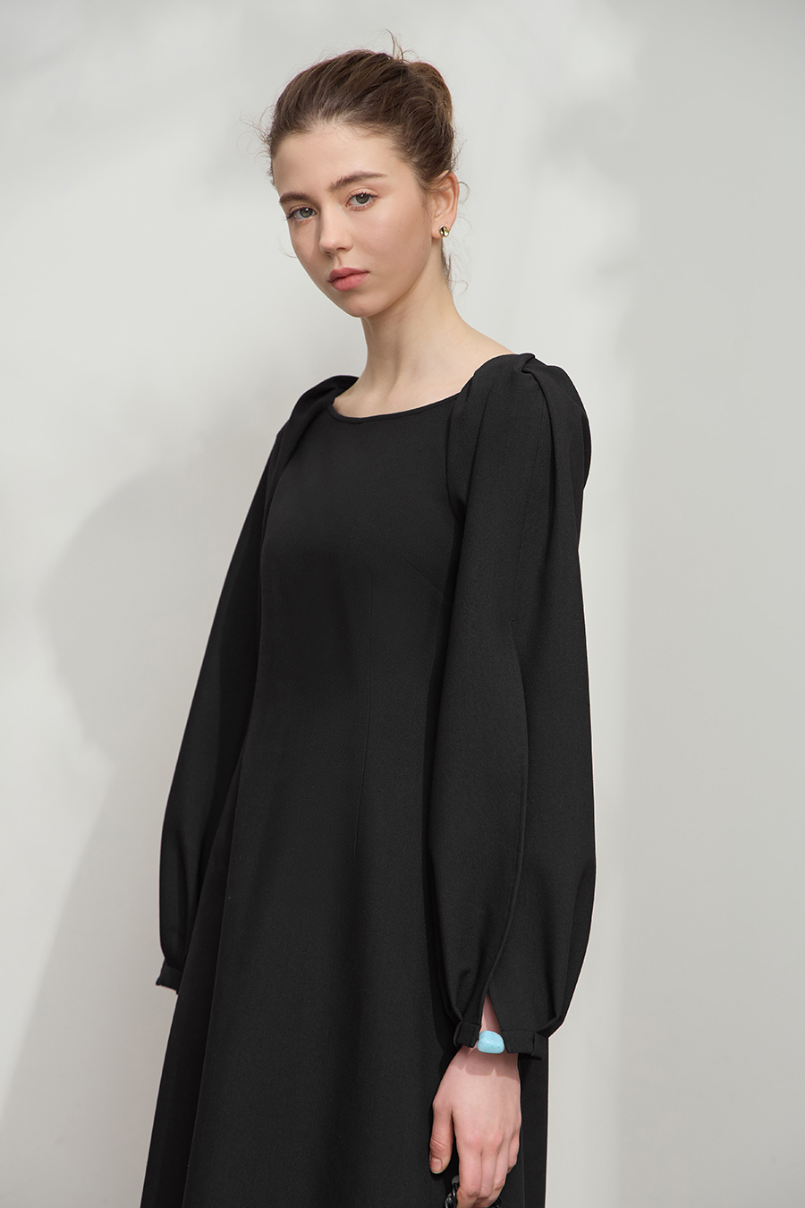 Waist-defined Lantern Sleeve Dress