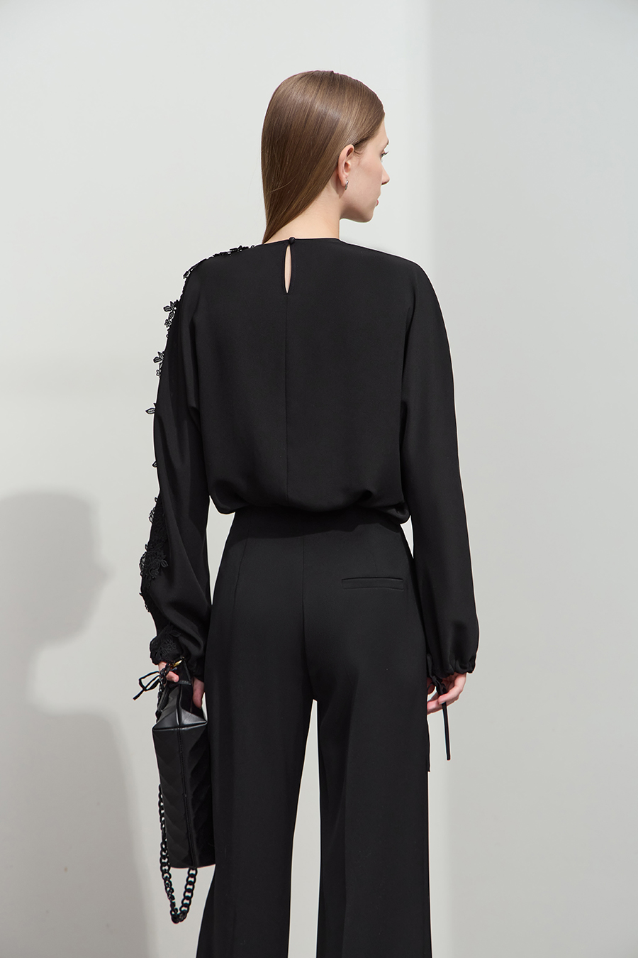 Lace Spliced Chiffon Blouse