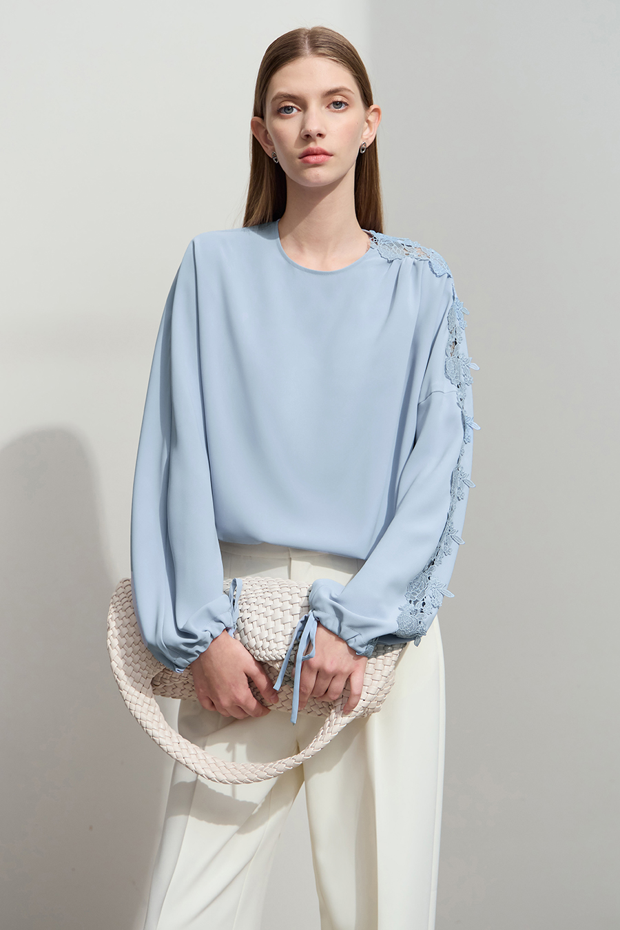 Lace Spliced Chiffon Blouse