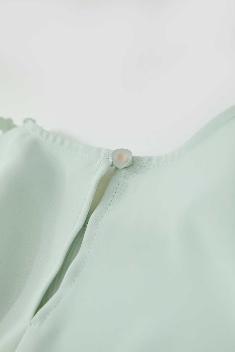 Lace Spliced Chiffon Blouse