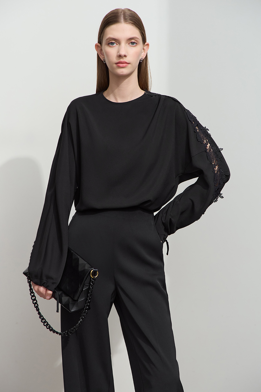 Lace Spliced Chiffon Blouse