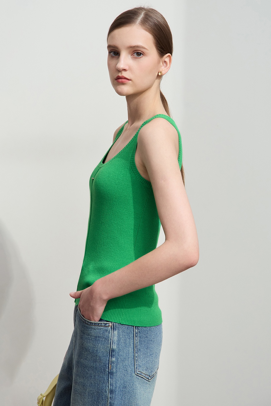 Metal ornament camisole|AMII
