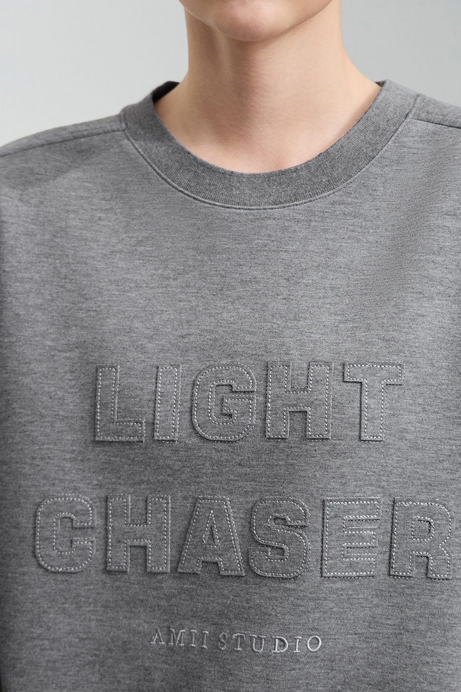 Burn-out Embroidery Sweatshirt