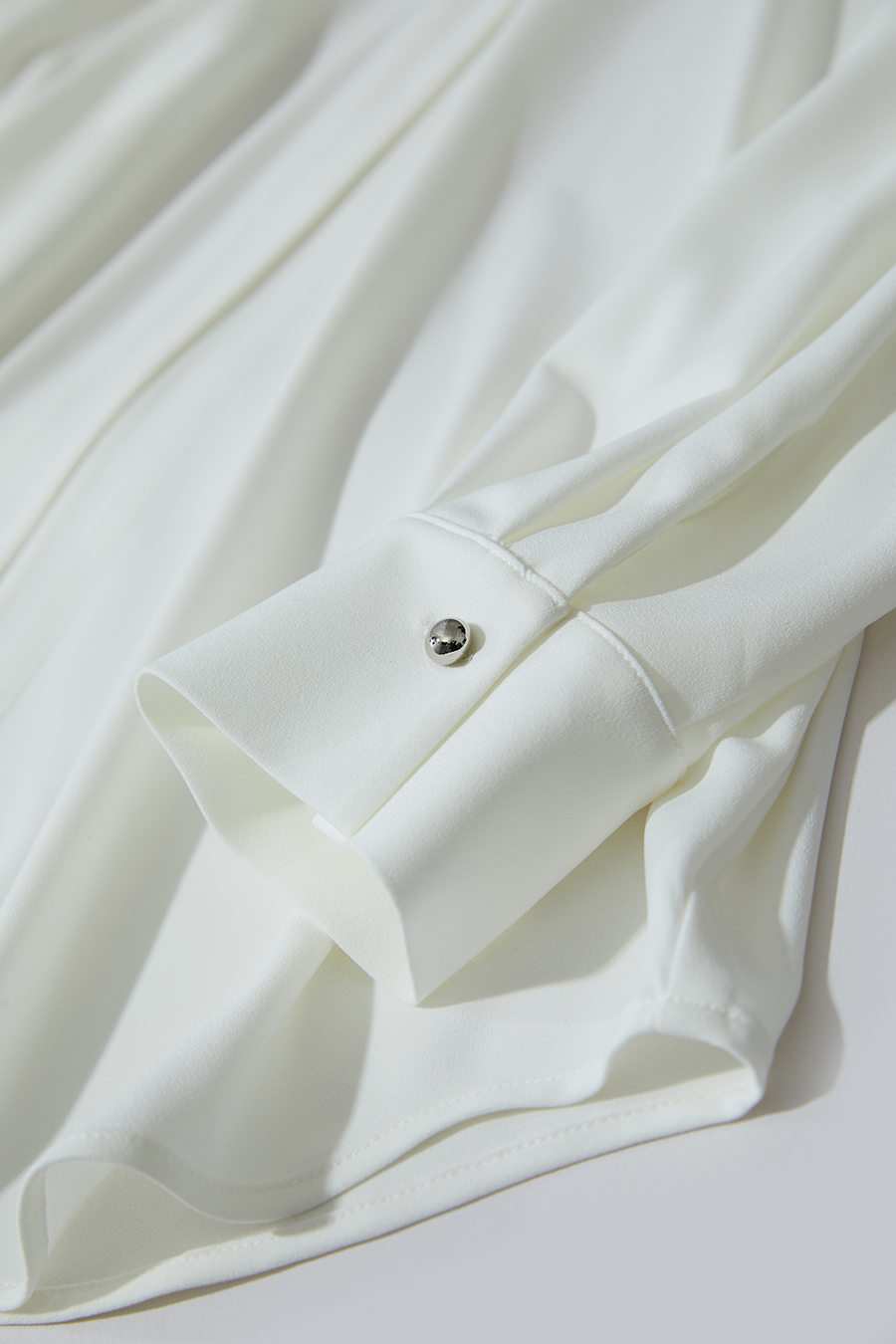 Mid-Length Pleated Chiffon Blouse|AMII-AMII.com