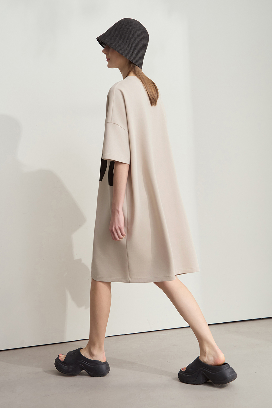 Air-layer T-shirt Dress