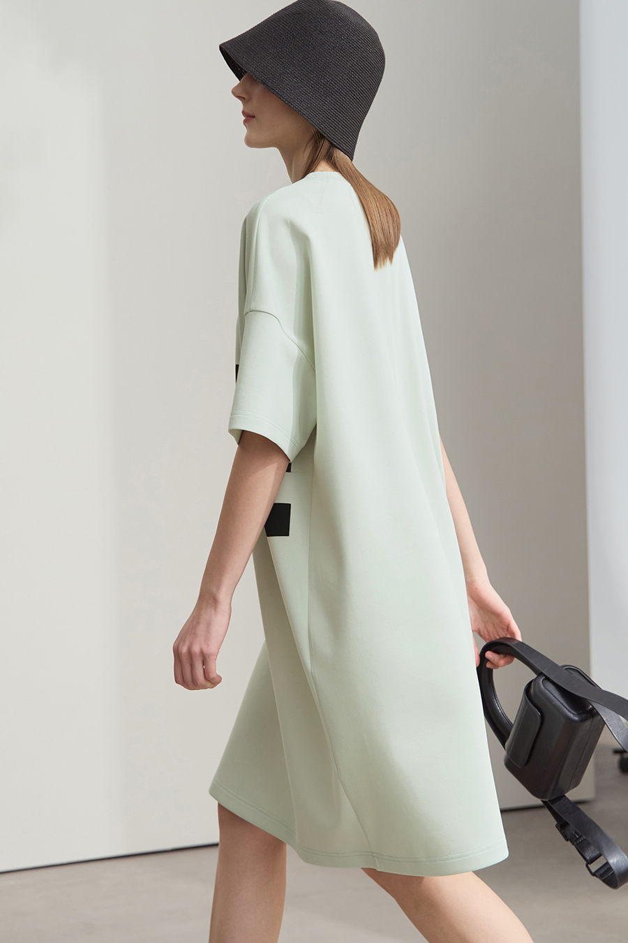 Air-layer T-shirt Dress