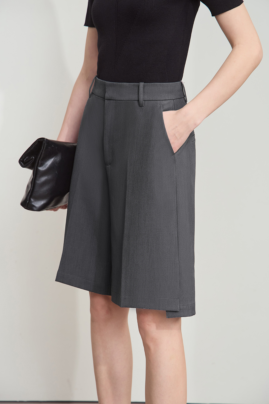 Straight-Leg Casual Capri Pants