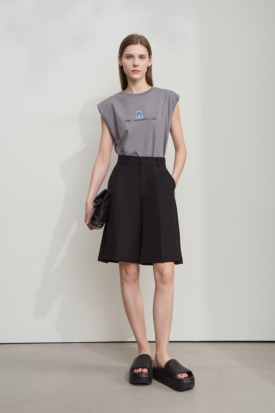 Straight-Leg Casual Capri Pants