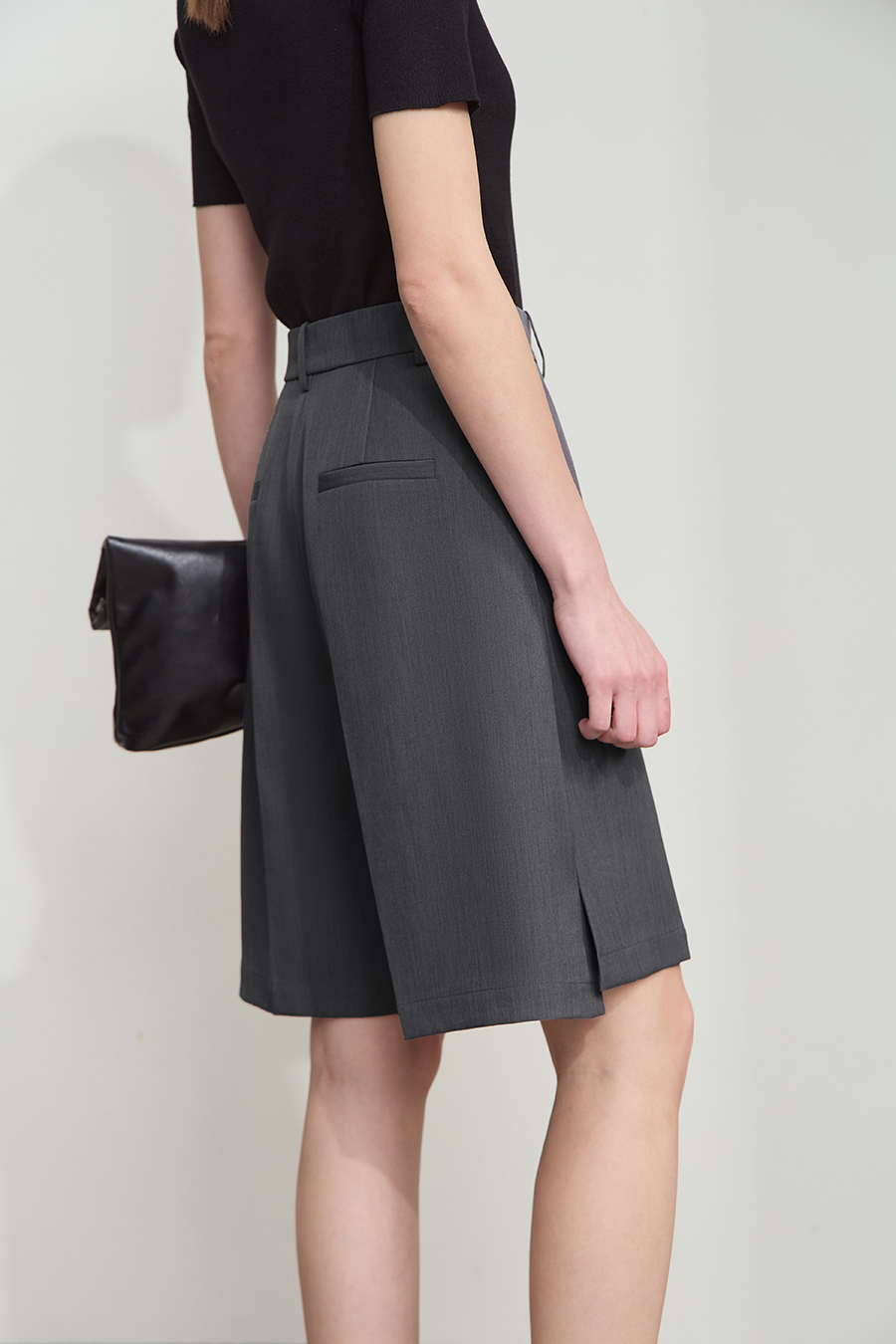 Straight-Leg Casual Capri Pants