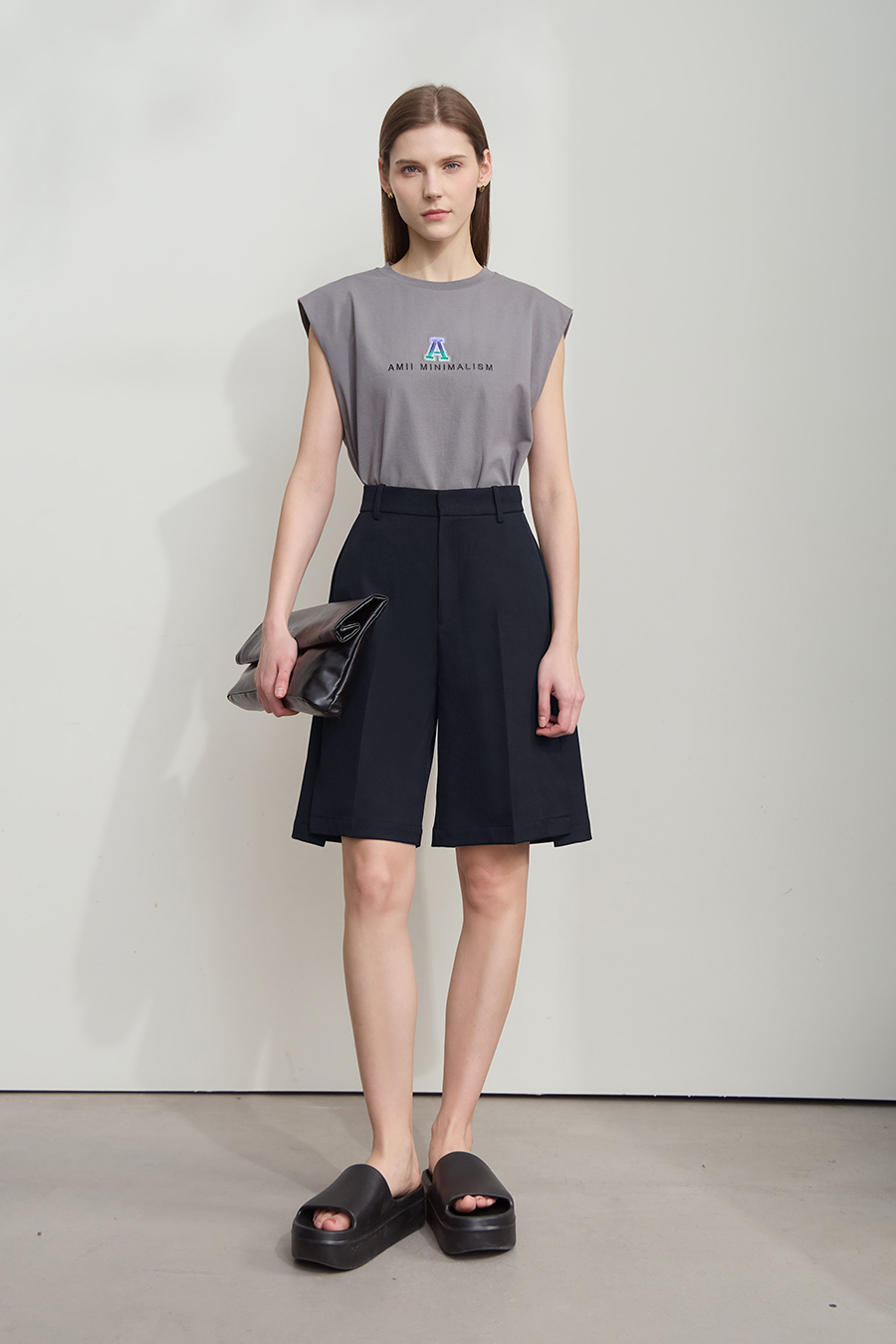 Straight-Leg Casual Capri Pants