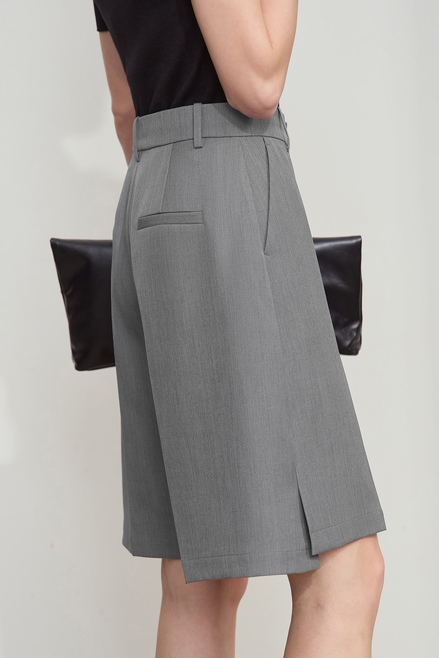 Straight-Leg Casual Capri Pants