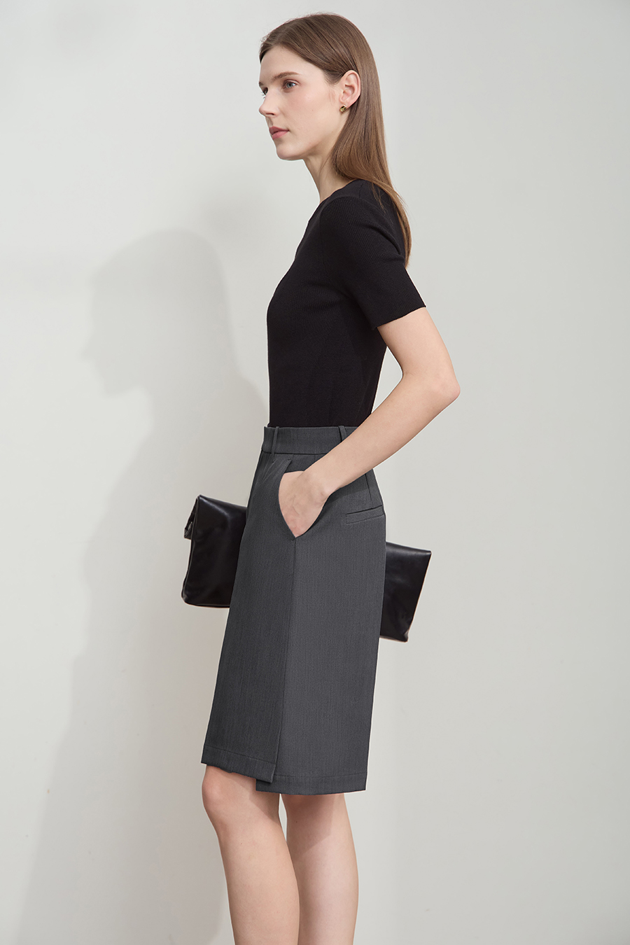 Straight-Leg Casual Capri Pants