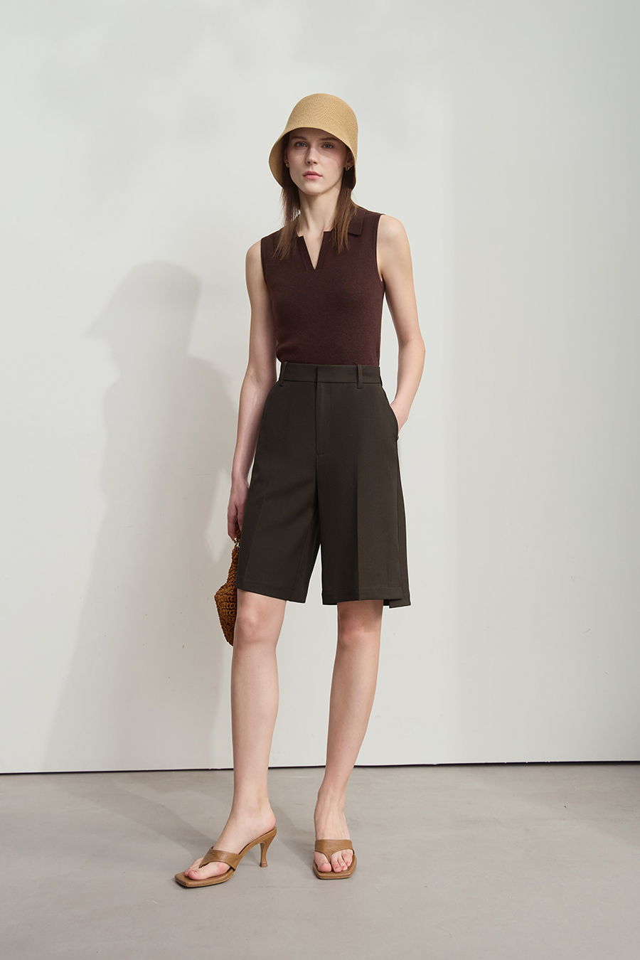 Straight-Leg Casual Capri Pants