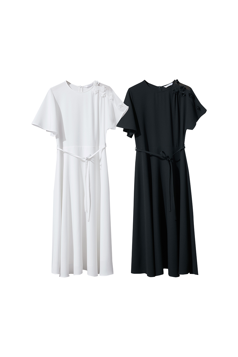 Asymmetric sleeve dress|AMII