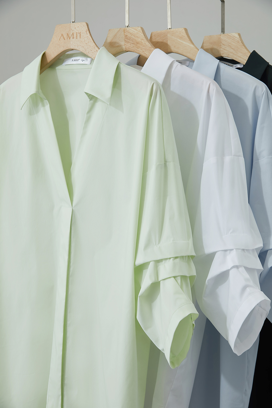 Pleated 3/4 Sleeve Shirt