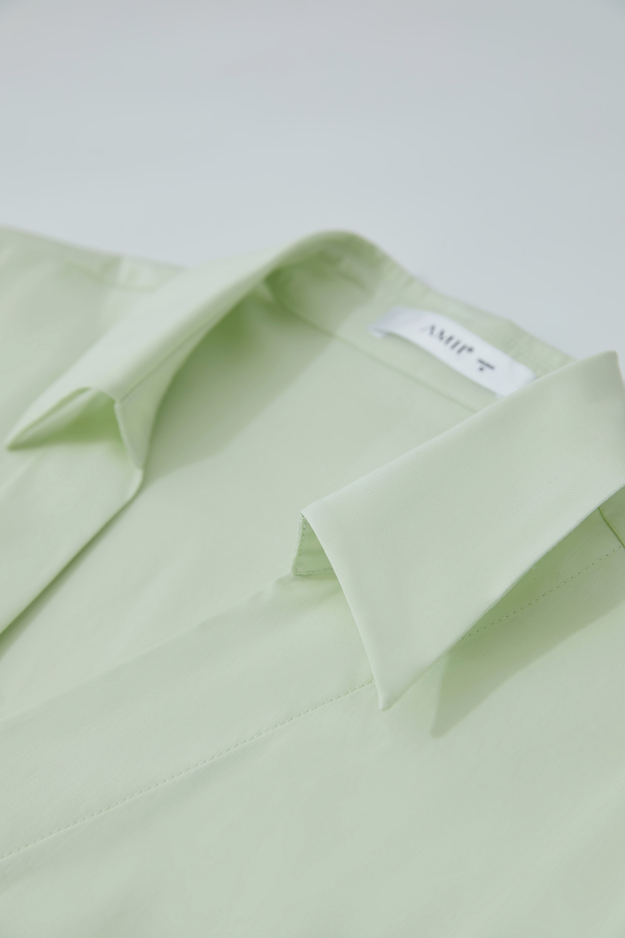 Pleated 3/4 Sleeve Shirt