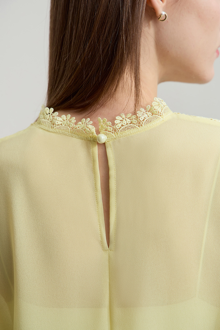 Lantern Sleeve Light Chiffon Blouse