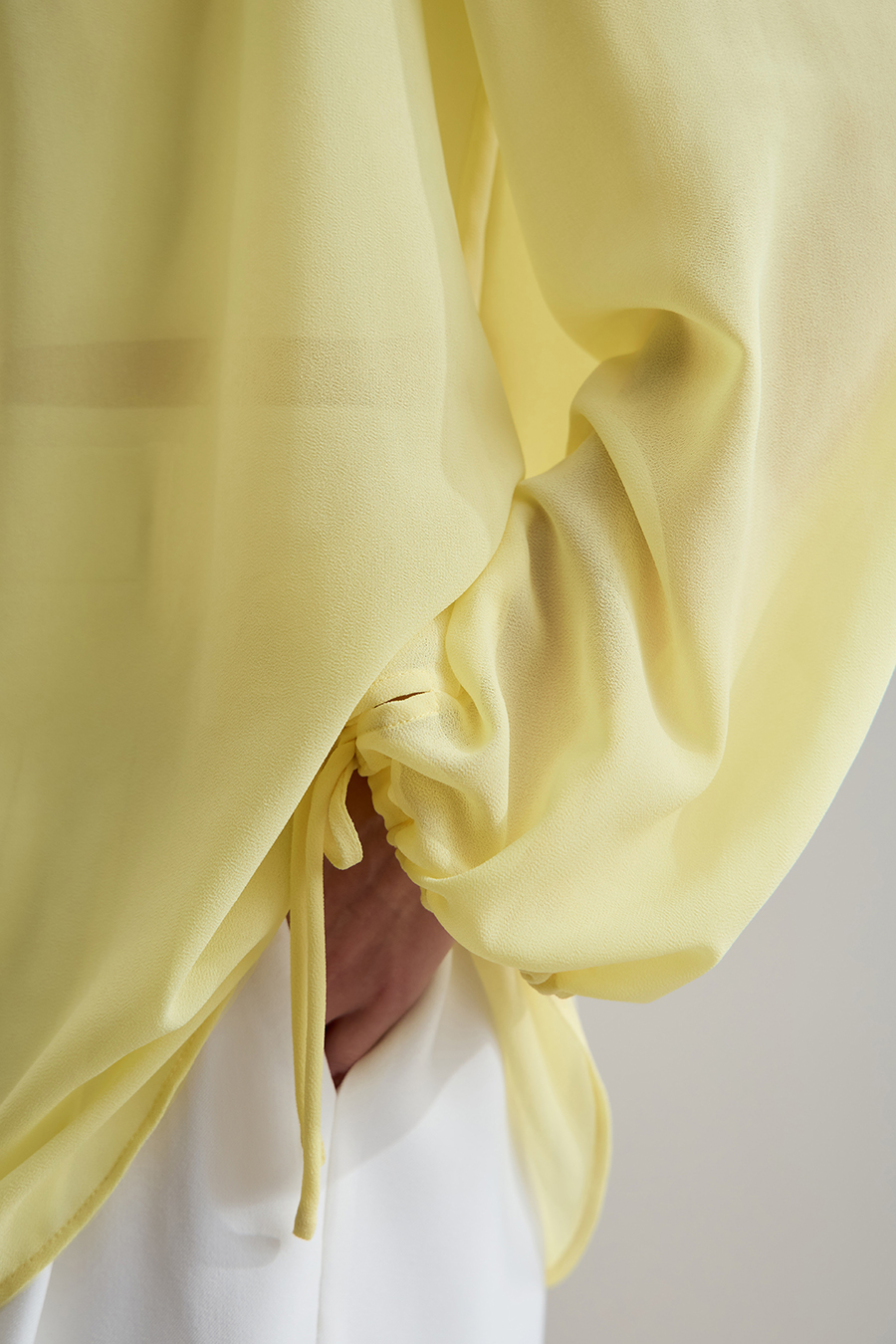 Lantern Sleeve Light Chiffon Blouse