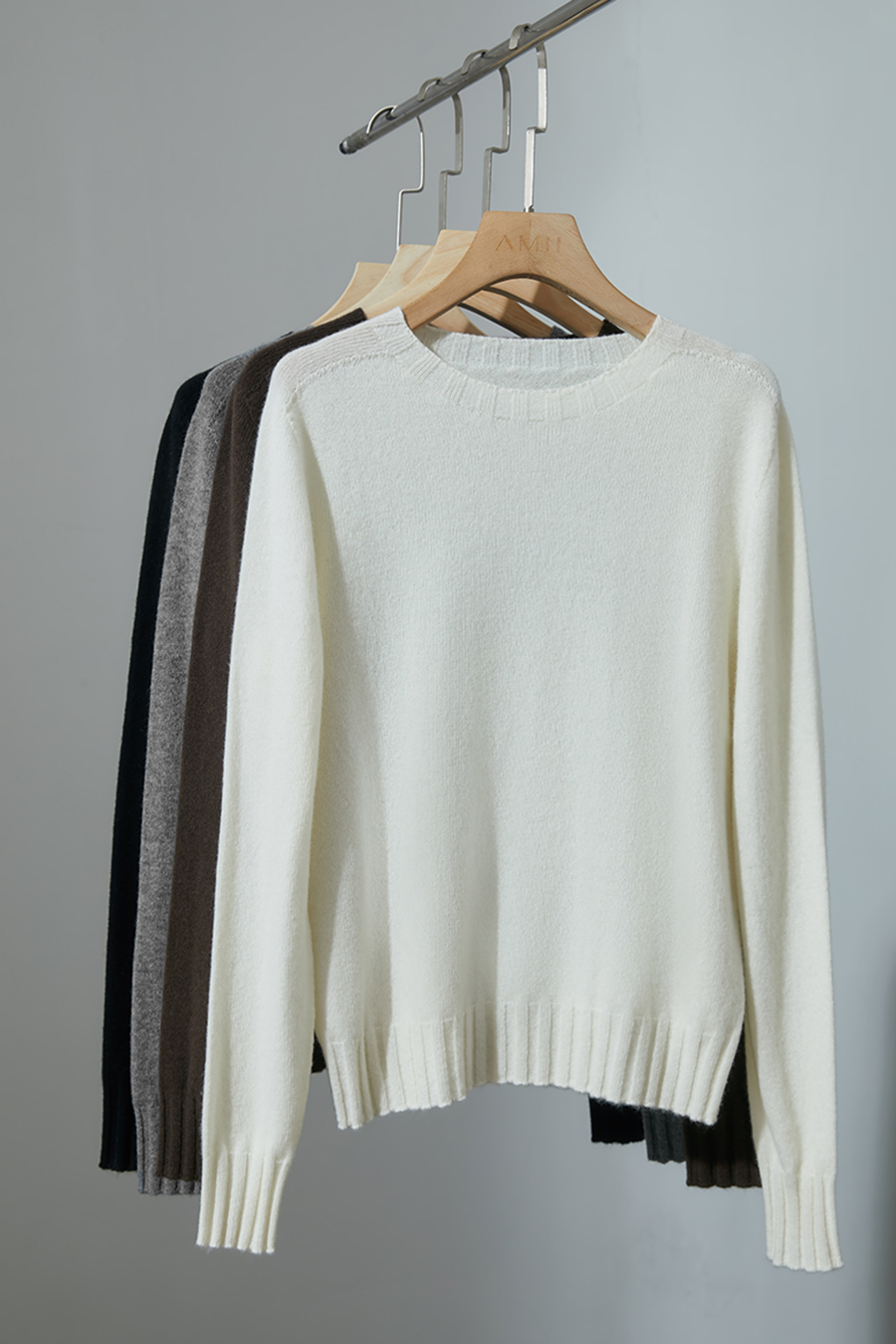 Crew Neck Solid Color Wool Sweater|AMII-AMII.com
