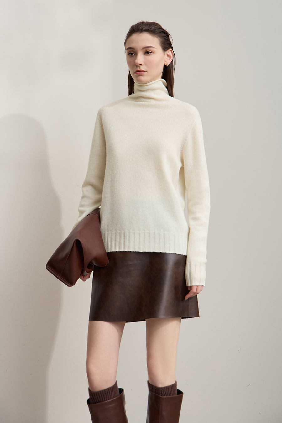 All - Wool Versatile Top|AMII-AMII.com