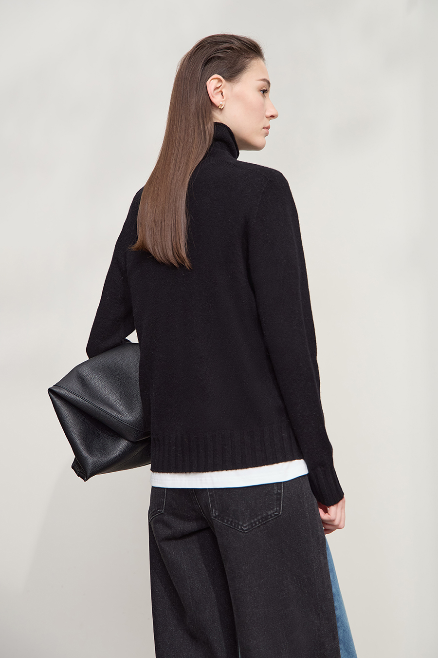 All - Wool Versatile Top|AMII-AMII.com