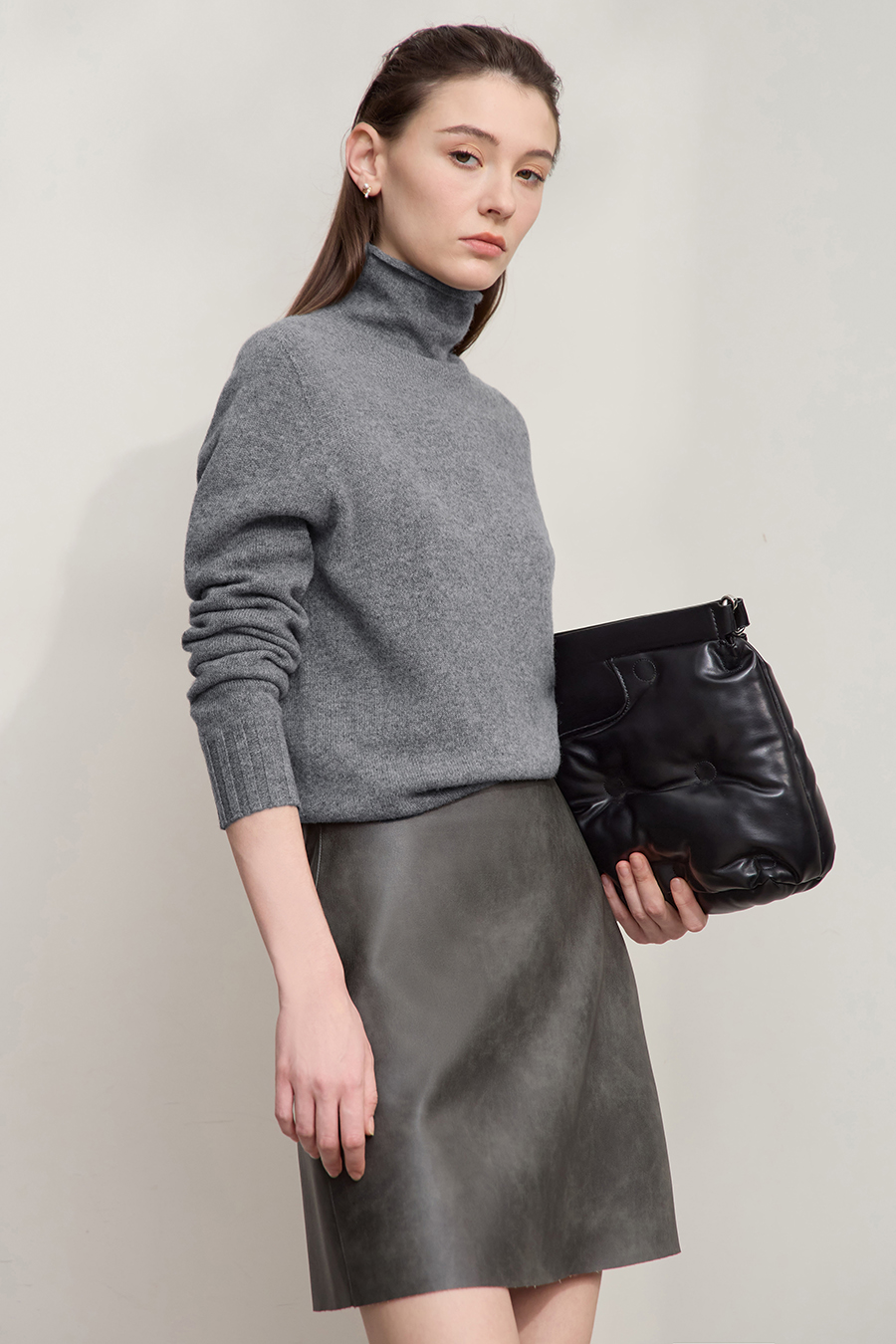 All - Wool Versatile Top|AMII-AMII.com