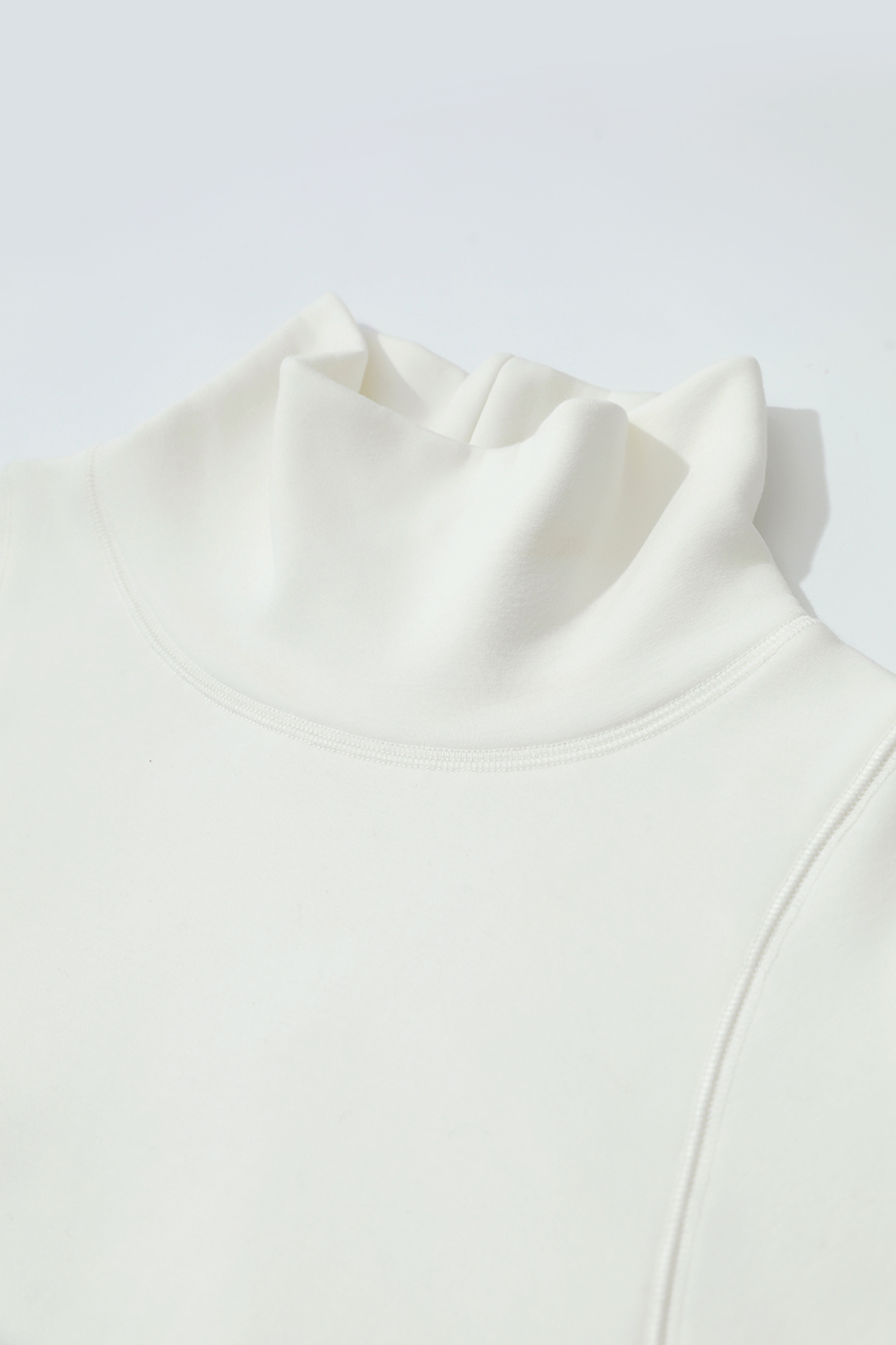 Turtleneck Fleece Embroidered Hoodie|AMII-AMII.com