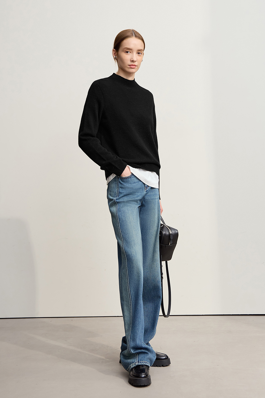 Seamless Integrated Mock Neck Sweater|AMII-AMII.com