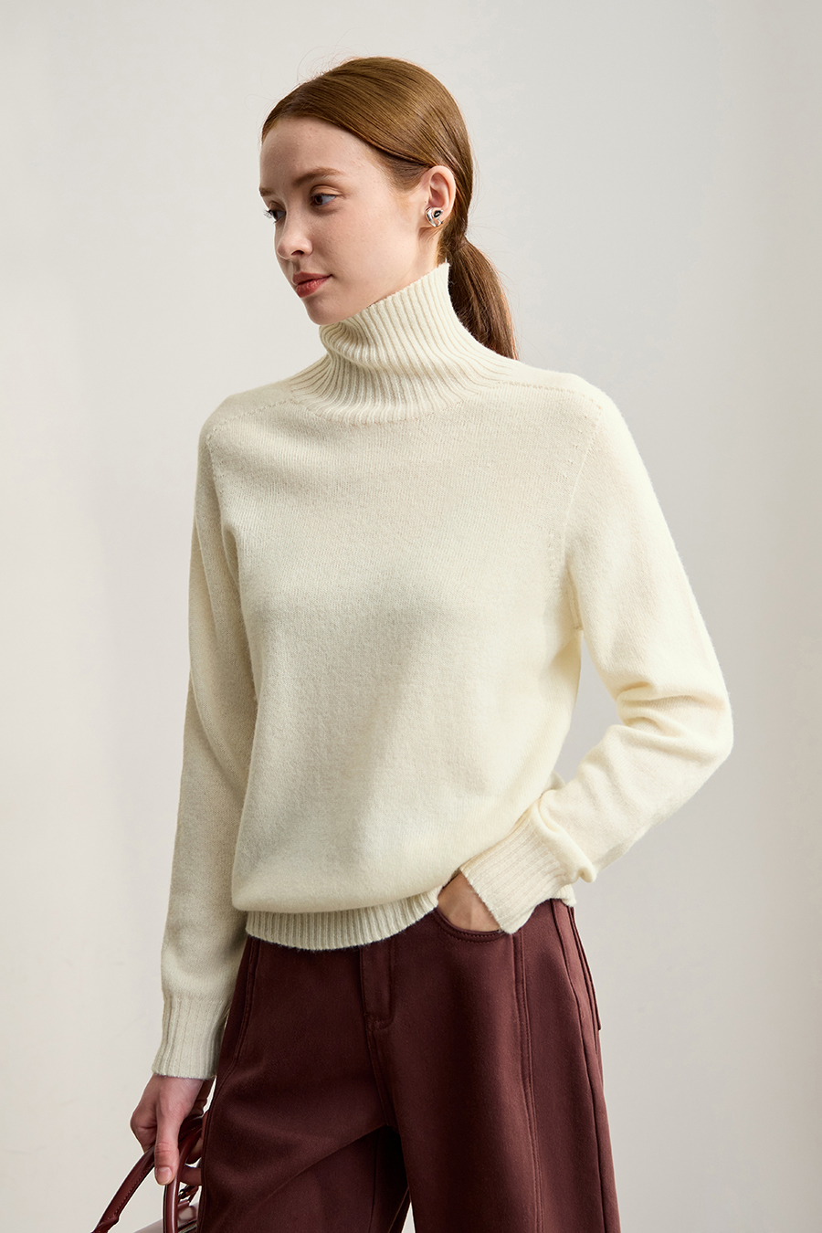 Seamless Integrated High Neck Sweater|AMII-AMII.com