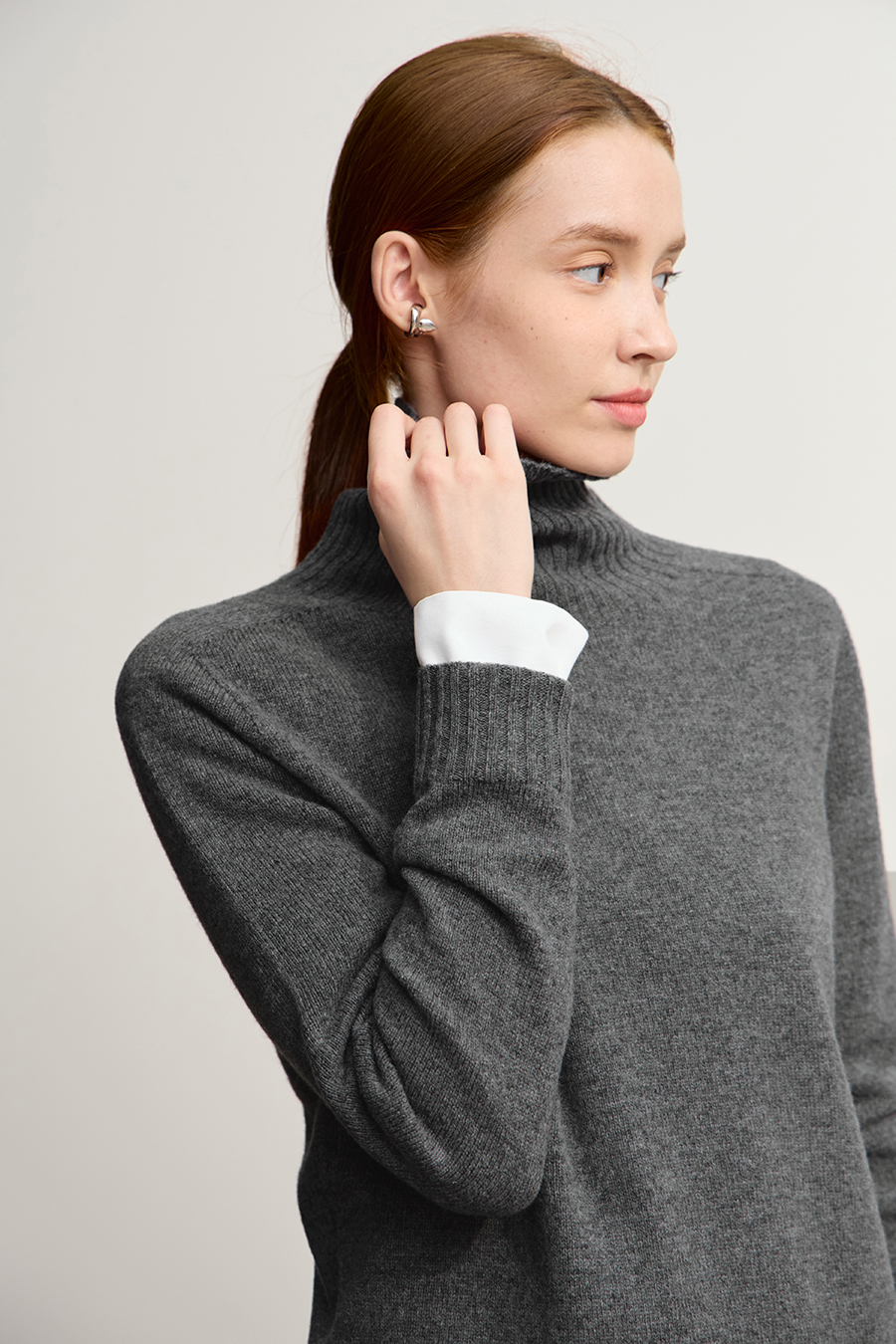 Seamless Integrated High Neck Sweater|AMII-AMII.com
