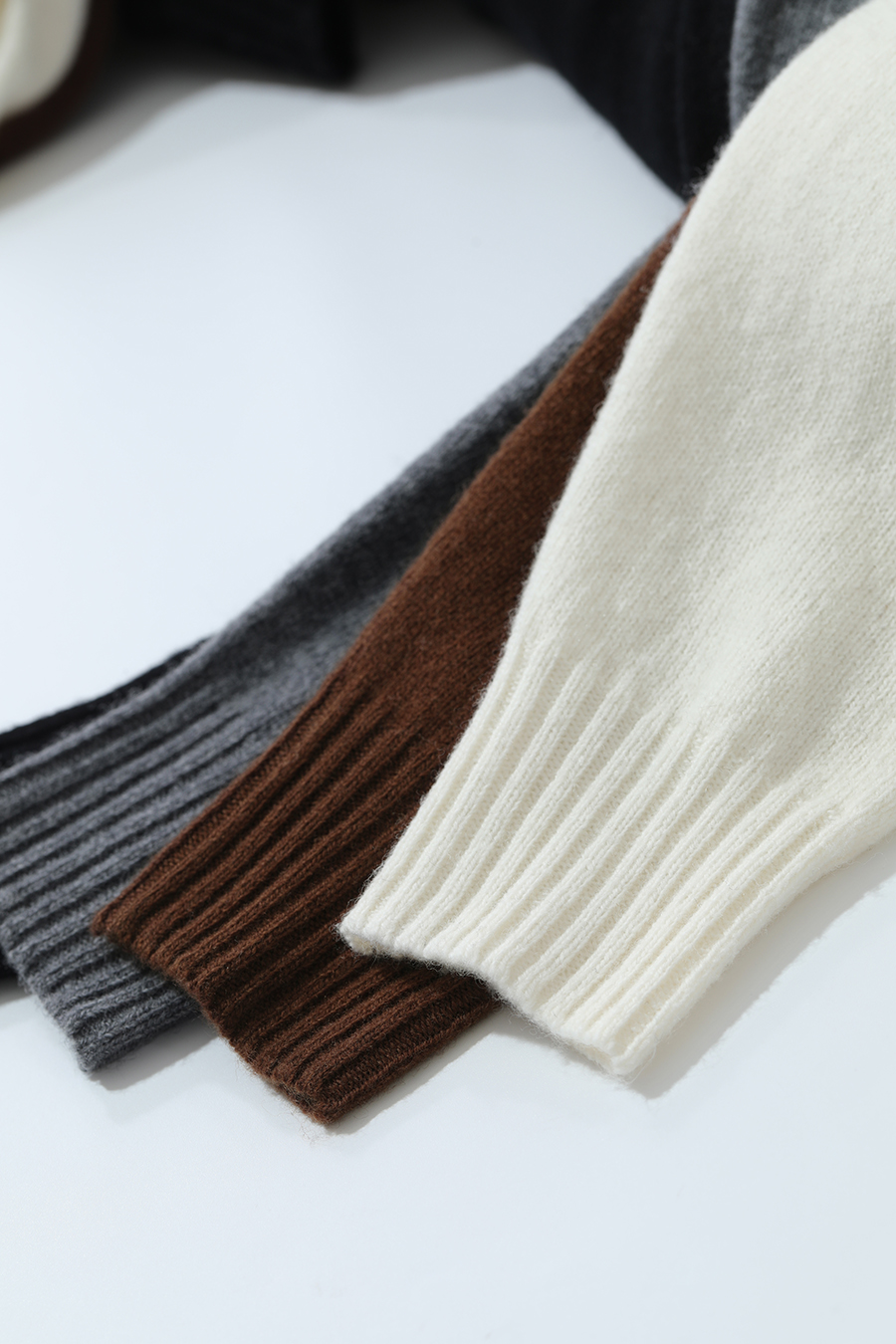 Seamless Integrated High Neck Sweater|AMII-AMII.com