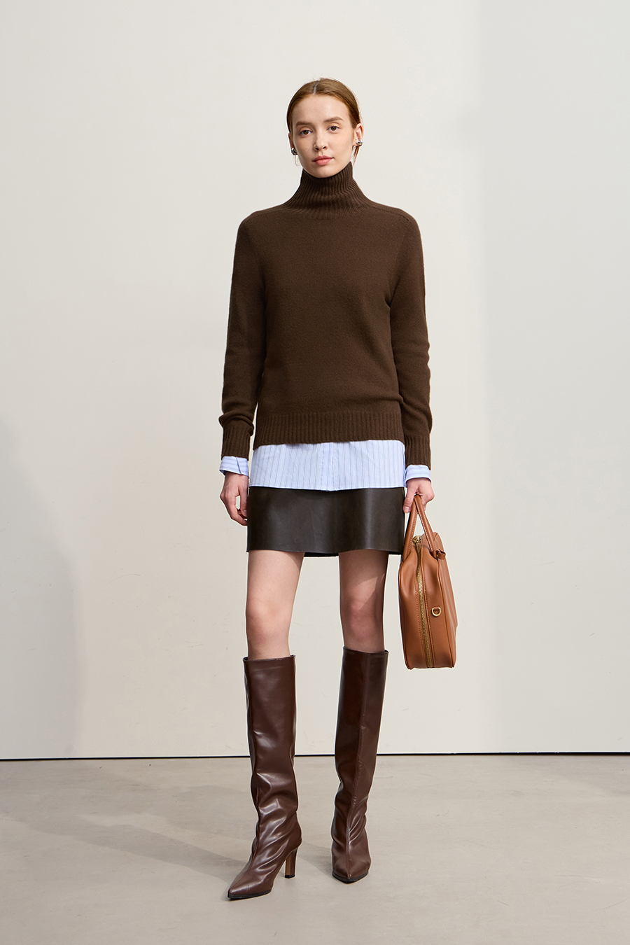 Seamless Integrated High Neck Sweater|AMII-AMII.com