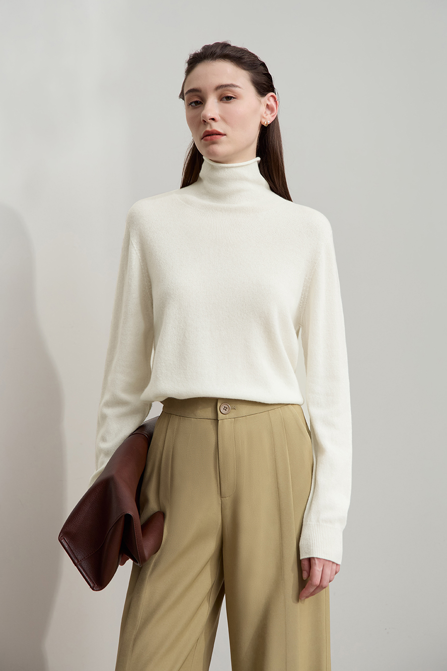 Turtleneck Seamless One-piece Sweater