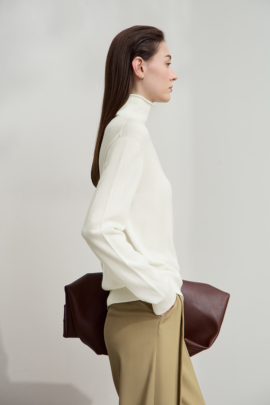 Turtleneck Seamless One-piece Sweater