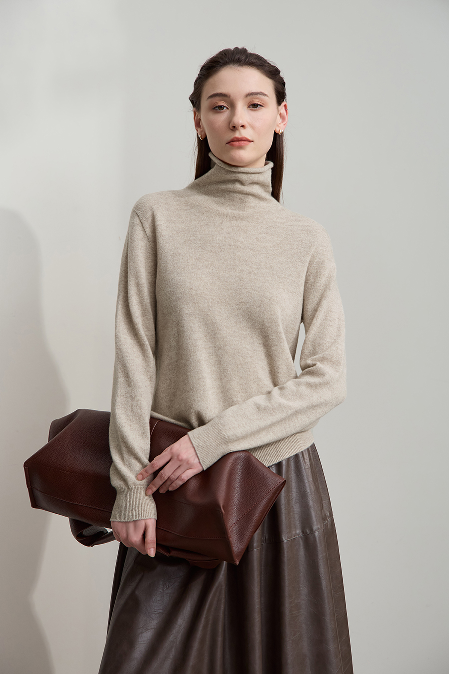 Turtleneck Seamless One-piece Sweater