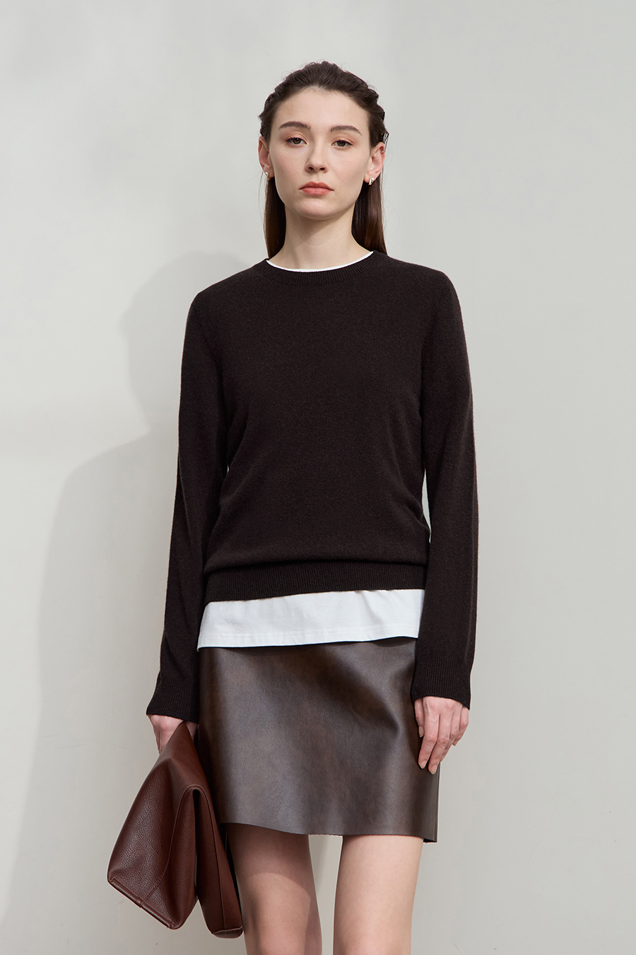 Crew Neck Seamless Knit Sweater