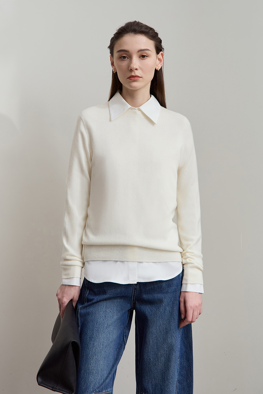 Crew Neck Seamless Knit Sweater